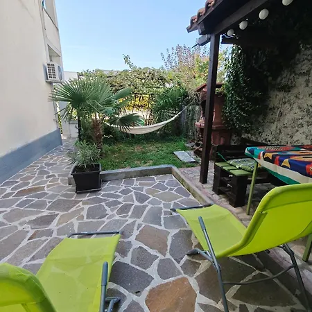 Appartamento Deluxe Apartment&studio Nona Fa
